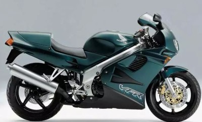 moto10_b.jpg