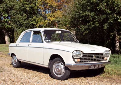 Peugeot-204-Grand-Luxe-1965-1.jpg