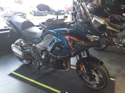 Versys bleu 2.jpg