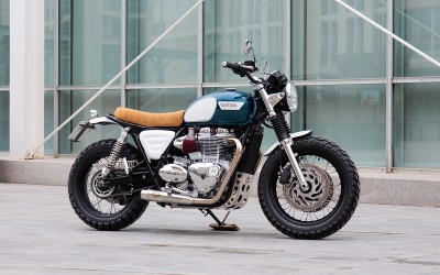 115 T120 Tamarit base Bonneville.jpg