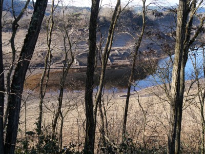Les traces du village noyé de Mallet