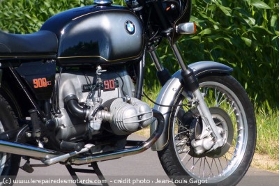 bmw-r90s-900_hd.jpg