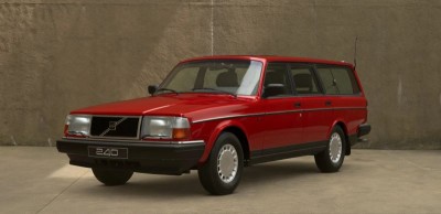 Volvo 240.jpg