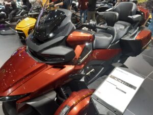 Canam Spyder RT See-to-Sky